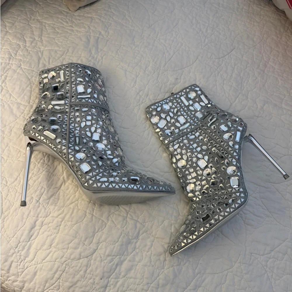 Steve Madden Silver Crystal Embellished Pointed-Toe Stiletto Boots - Picture 7 of 7